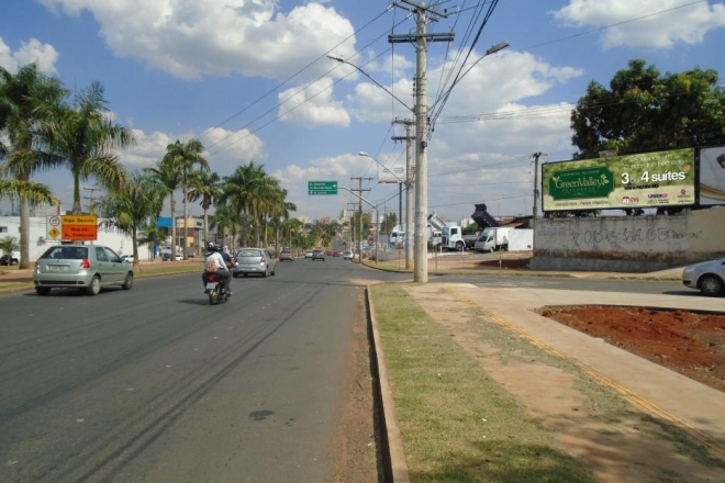 AV. GOIÁS NORTE - ARAGUAIA SHOPPING -SEMÁFORO - RODOVIÁRIA - LEROY MERLIN - FEIRA HIPPIE, SETOR CRIMÉIA LESTE, Posição BC, Número 692
